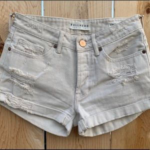 ✨distressed khaki shorts✨